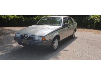 camera da letto stile veneziano anni 70