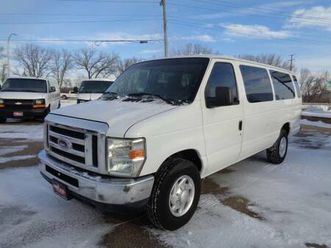 2014 ford xlt e-350 15-passenger / cargo van give the king a ring