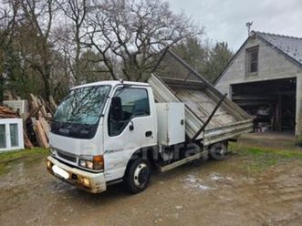 npr 35 hd empattement 33