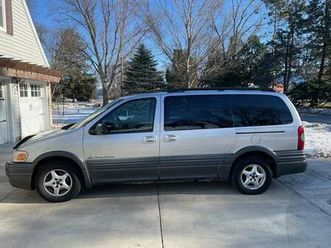 2003 pontiac montana van