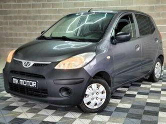 ② hyundai i10 1.1 essence 67cv - 5 portes - gps - bluetoot — hyundai — 2ememain