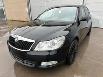 ② skoda octavia 1.6tdi — skoda — 2ememain