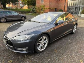 2016 tesla model s 85d (dual motor & high spec)