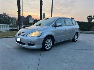 ii 2005 verso 2.0 td d-4d 16v 7 posti