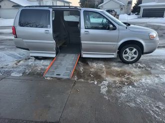 2007 chevrolet uplander disabillity van