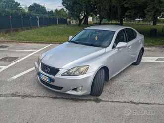 lexus is 220d 2006