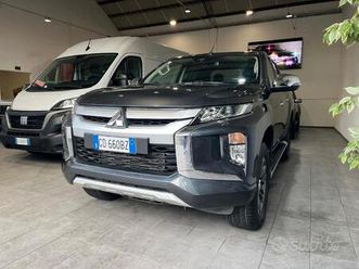 mitsubishi l200 2.3 d double cab 4x4 *2021* *unico