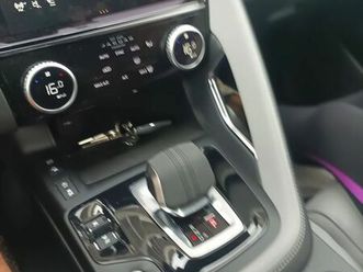 jaguar e-pace 1.5 p300e r-dynamic hse awd aut.