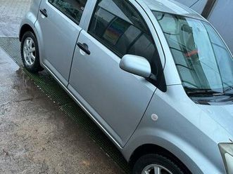 daiathsu sirion , toyota yaris