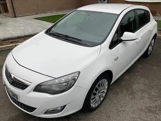 vauxhall, astra, hatchback, 2012, manual, 1686 (cc), 5 doors