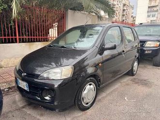 daihatsu yrv anche permuta o scambi0