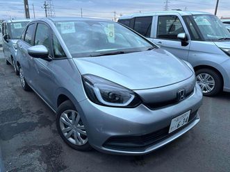 e:hev automatic hybrid 1.5 petrol //adaptive cruise control//reverse camera//keyless entry//