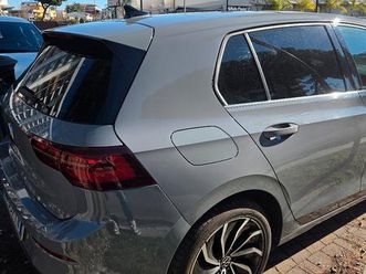 golf 8 1.5 etsi 150cv ibrida