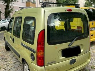 renault kangoo mini van