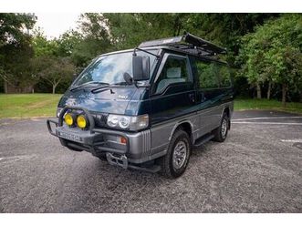 mitsubishi delica star wagon