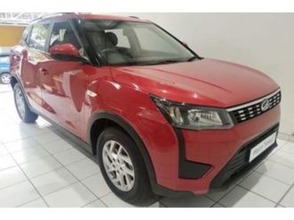 2022 mahindra xuv 300 1.2t | w6