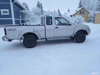 pick up king cab 2.5d 4x4 *ilmastointi / lavassa muovikaukalo / vetokoukku / vaihto / rahoitus / alk 69 € kk /