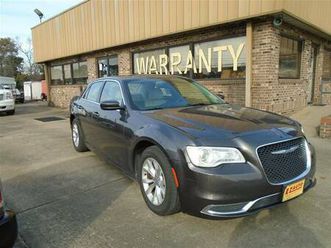 2015 chrysler 300 series limited