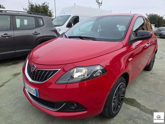 ypsilon ypsilon 1.0 firefly 5p. s&s hybrid oro