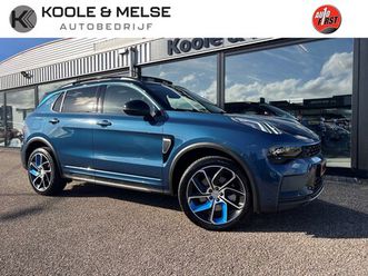 lynk & co 01 - 1.5 261pk phev , 360gr camera , pano dak , adaptive cc , car play