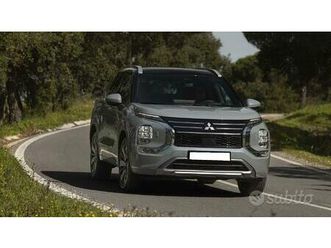 mitsubishi outlander 2.4 phev plug-in
