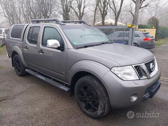 nissan navara 3.0 dci 4 porte double cab le v6