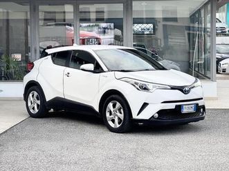 toyota c-hr 1.8 hybrid 98cv e6 neo - 2018