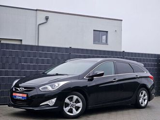 hyundai i40 cw 2.0 style nav kam shz pdc ahk multi
