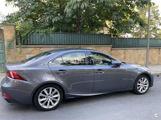 lexus is 2.5 300h executive navibox