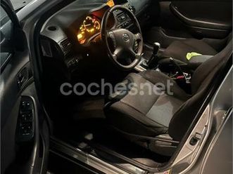 toyota avensis 2.0 d4d executive