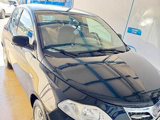 lancia y cambio automatico