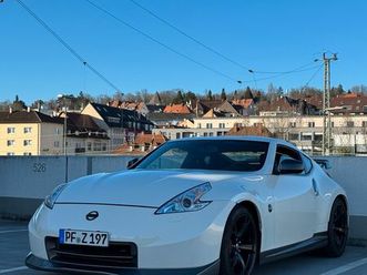 nissan 370 z nismo