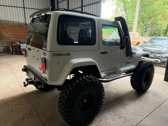 troller t-4 4x4 3.0 tb int. cap. rígida diesel 2010