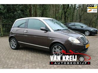 lancia y(psilon) - ypsilon 1.4 oro, airco, cv, lm, nap
