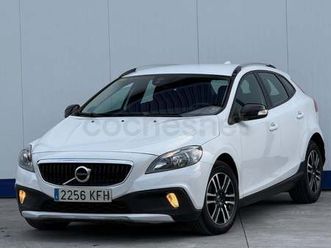 volvo v40 cross country 2.0 d2 cross country
