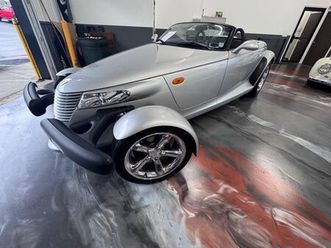 2000 plymouth prowler conv well maintained and is in excellent condition
