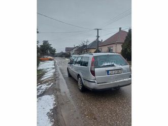 ford mondeo 2.0 di ambiente vonóhorog