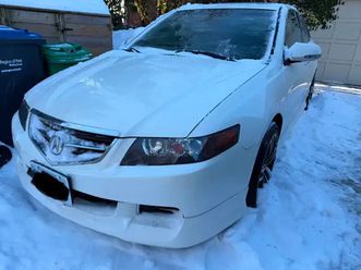 2004 acura tsx - 6-speed manual - 139,000km - made in japan.