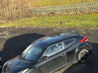 hyundai veloster 1.6 benzin 140 ps euro 5 blau