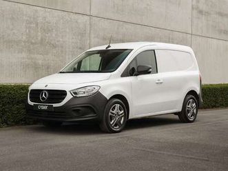 1.4 110 cdi a1 pro l trekh. l park senso. l blueto