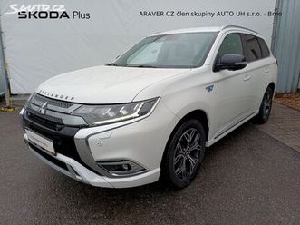 mitsubishi outlander 2.4 phev 4x4 instyle