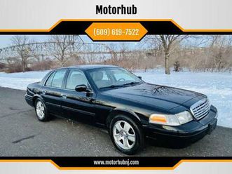 2011 ford crown victoria lx great shape