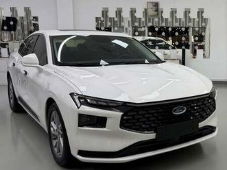 ford taurus gcc .. fsh .. perfect condition .. sunroof