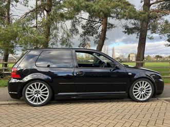 volkswagen golf mk4 r32 2004