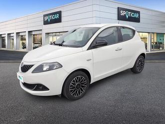 1.0 firefly 70cv hybrid platino