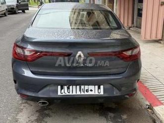 renault megane 4 sedan modèle fin 2019