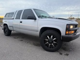 96’ gmc k1500 extended cab short box stepside 4x4 5.7l vortec v8