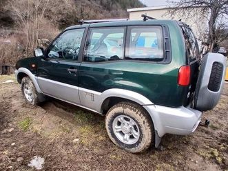 nissan terrano 2.4 klima 5,499 eur