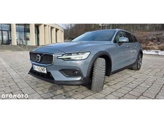 volvo v60 cross country d4 awd