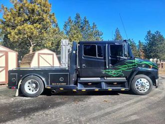 2002 freightliner sport chassis fl70